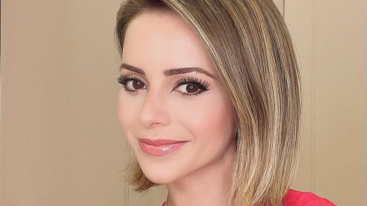 Sandy radicaliza no visual e surpreende os seguidores com o resultado: ”Arrasou”