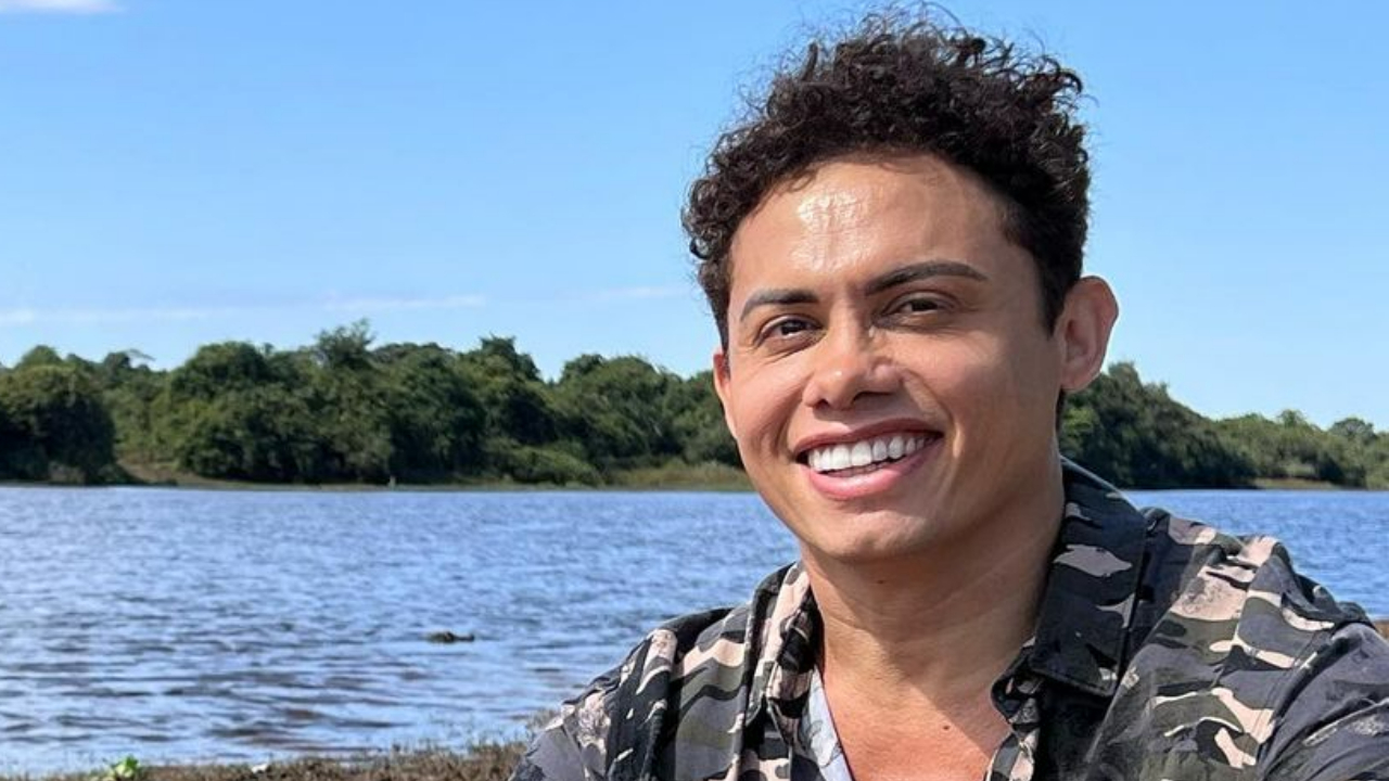 Silvero Pereira agradece após fim das gravações no Pantanal: ”Me apaixonei!”