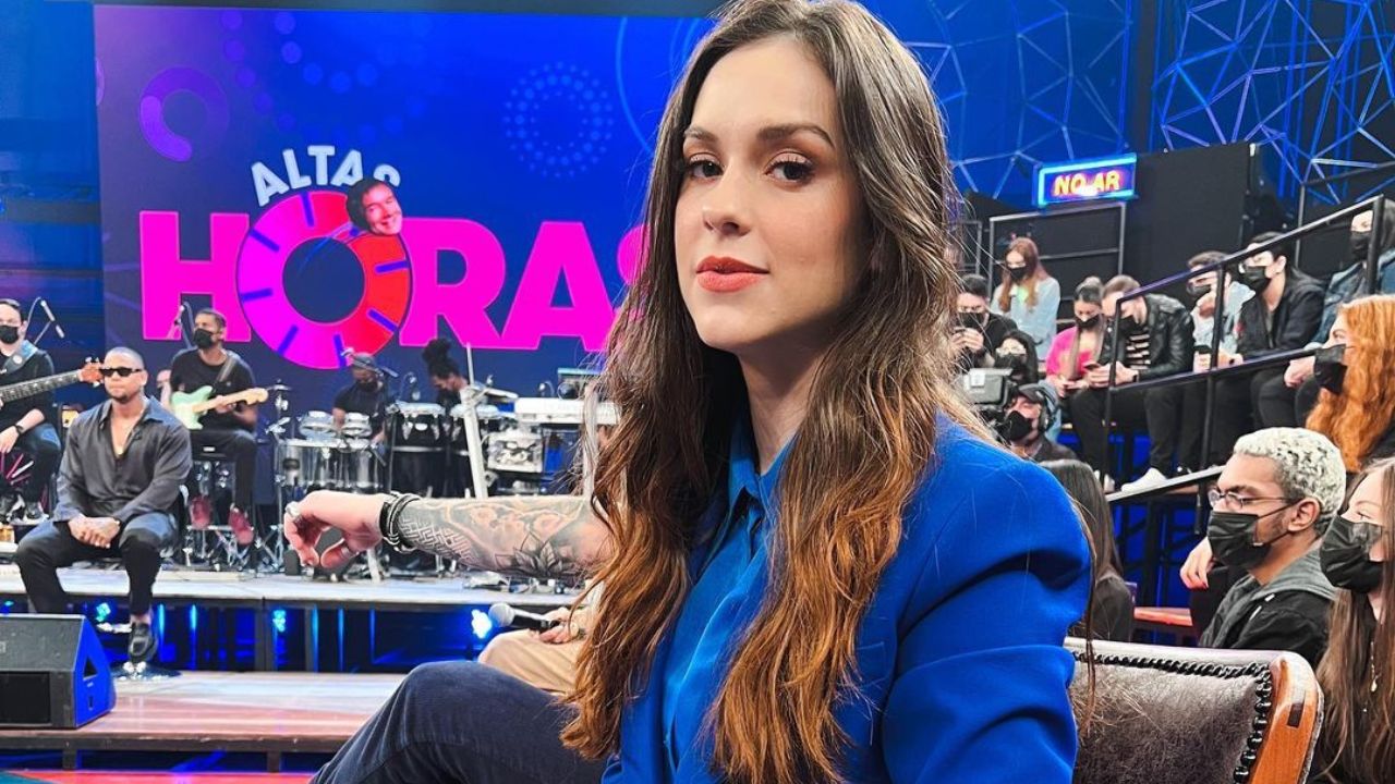 Sophia Abrahão compartilha cliques nos bastidores do ‘Altas Horas’