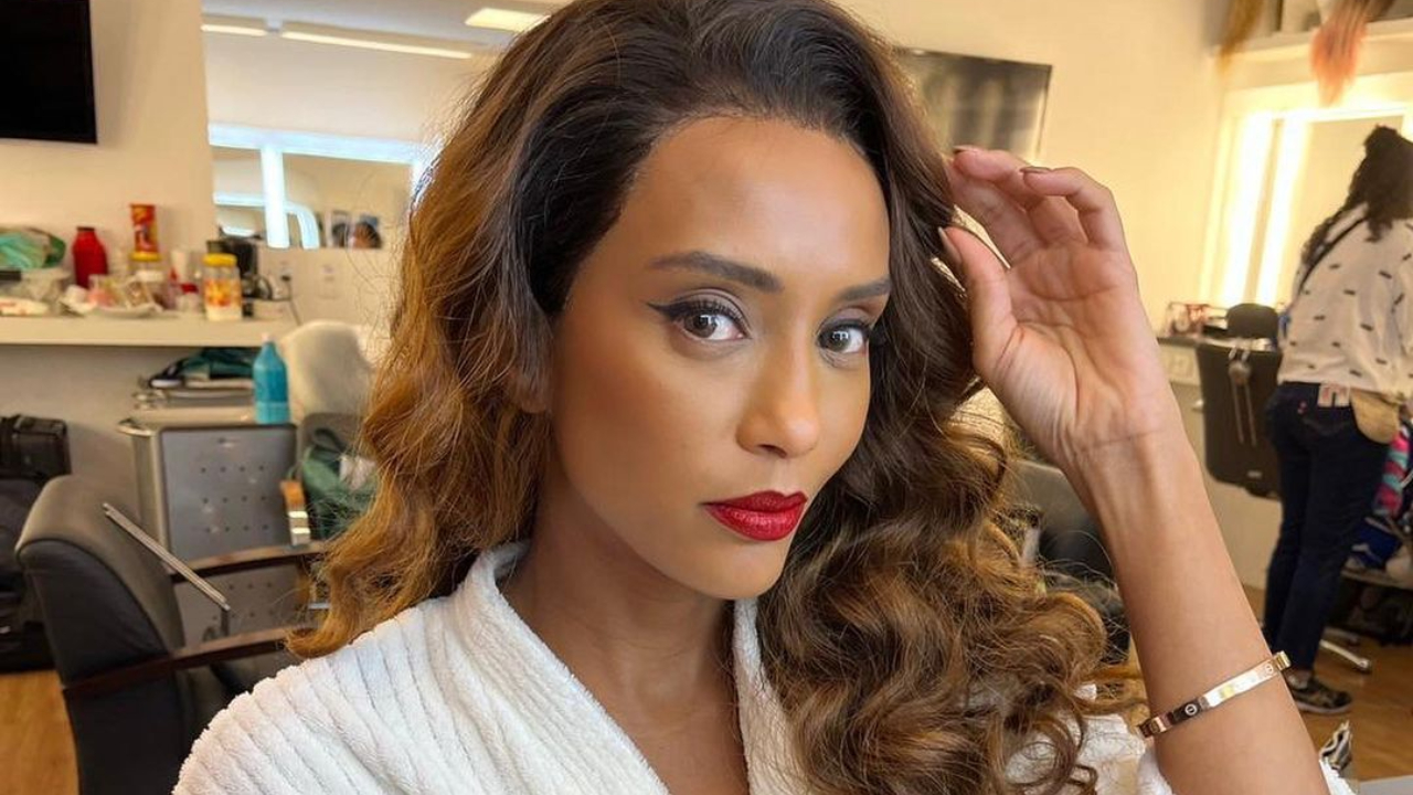 Taís Araujo abre álbum de fotos nos bastidores de Cara e Coragem