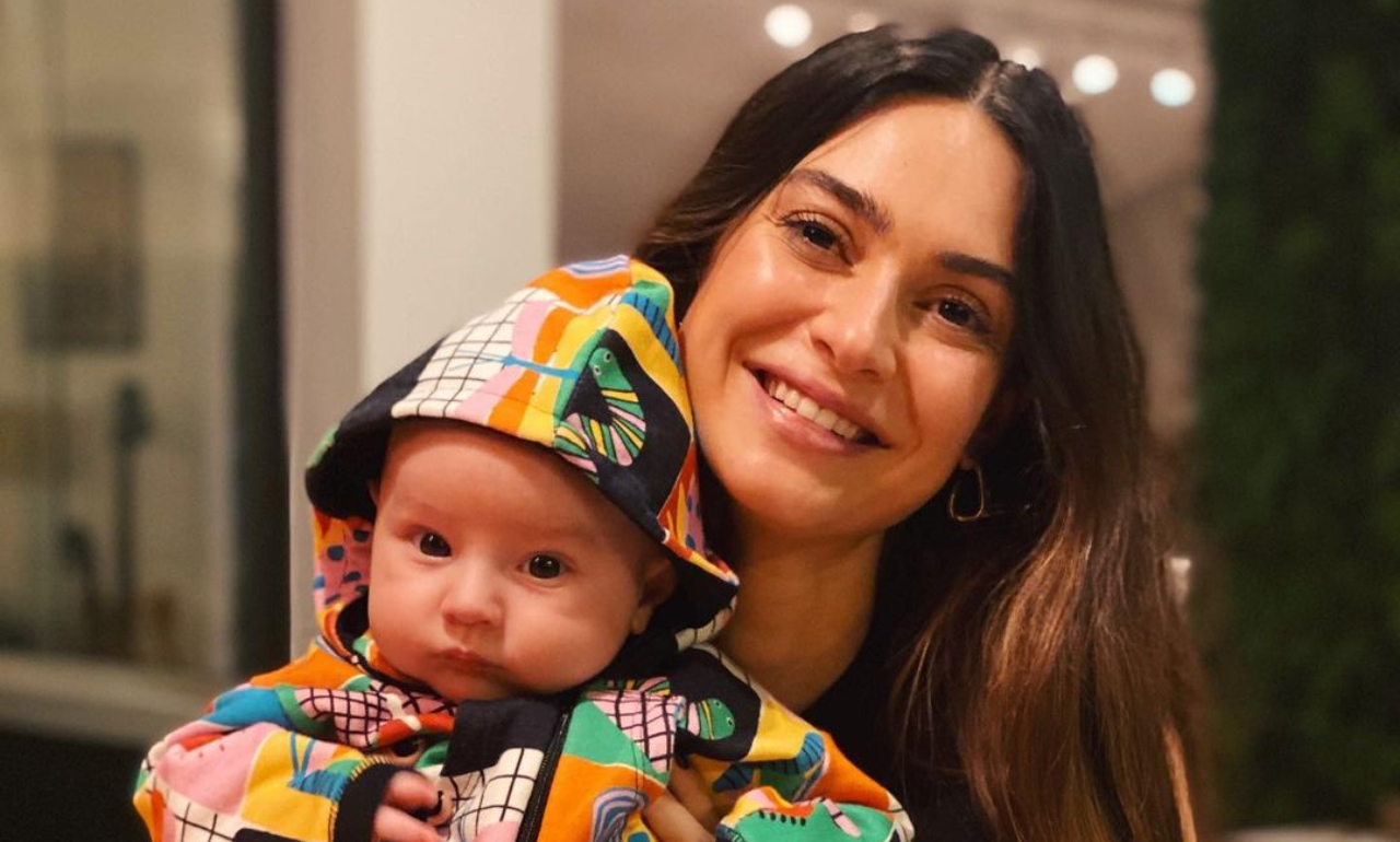 Thaila Ayala mostra a reação do filho ao comer comida pela primeira vez