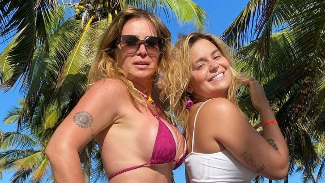 Mãe de Viih Tube revela apoio ao relacionamento da filha com Eliezer
