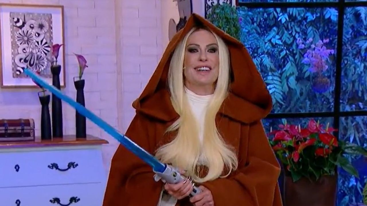 Ana Maria Braga surge com fantasia de ‘Star Wars’ no Mais Você