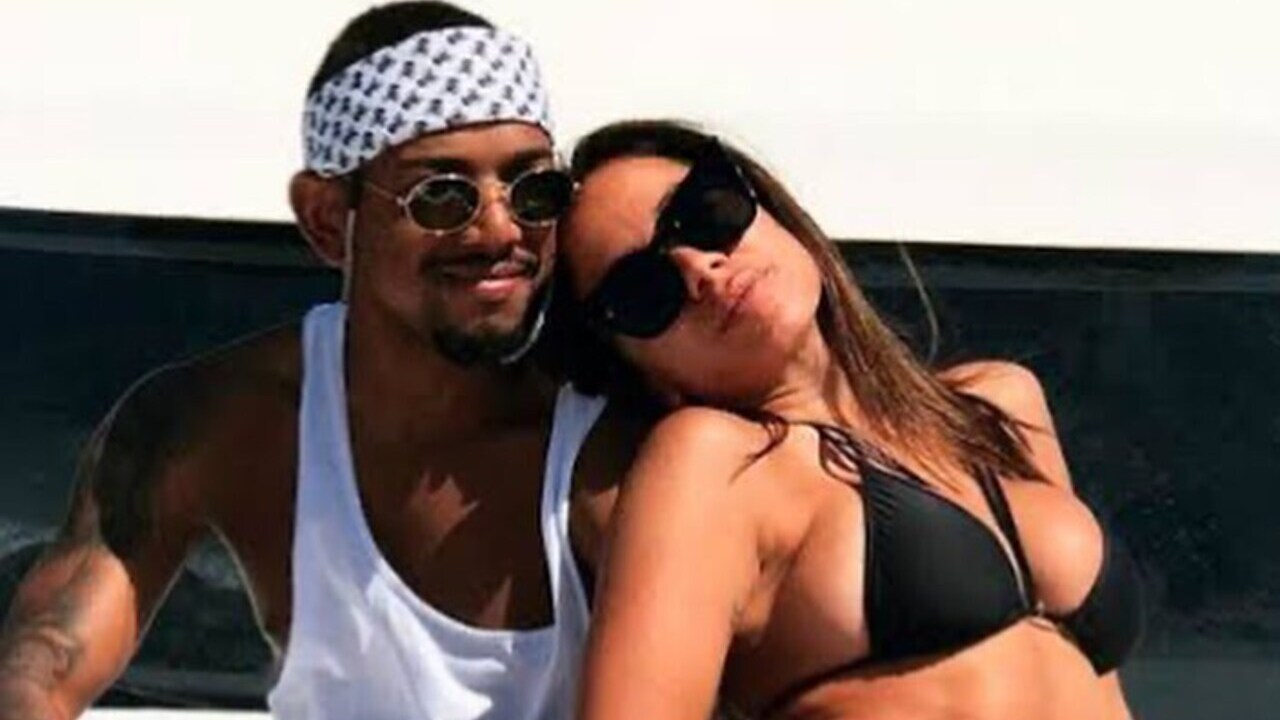 Anitta fala sobre amizade com Nego do Borel: ”Recebo na minha casa”