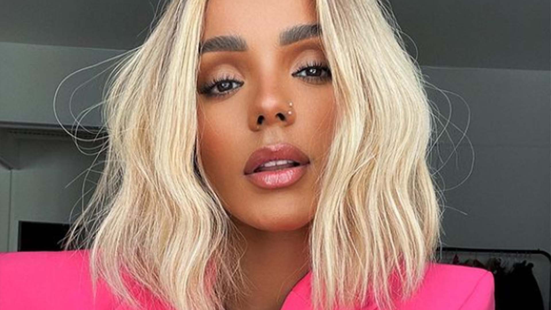 Brunna Gonçalves exibe o corpão sarado em foto de biquíni