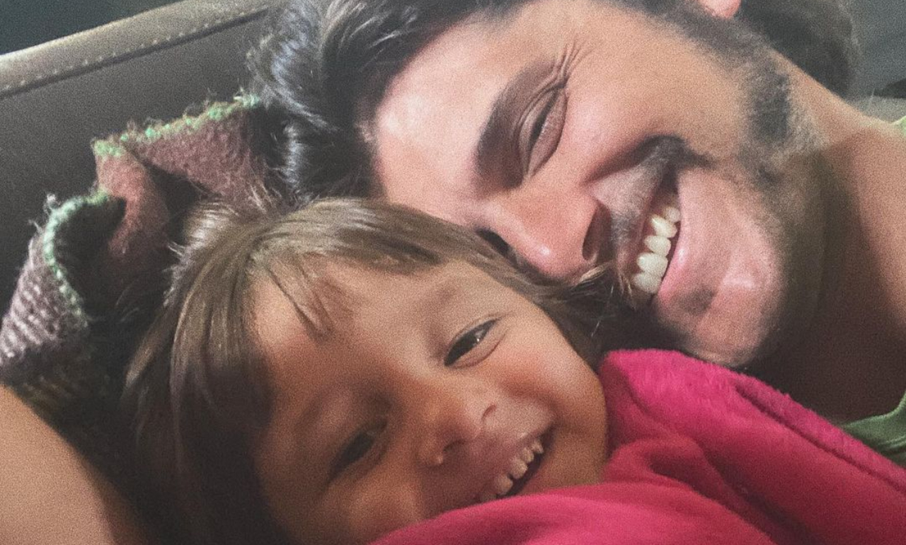 Bruno Gissoni parabeniza a filha com homenagem carinhosa: ”Maior sentimento que habita em mim”