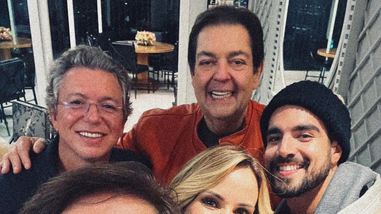 Caio Castro registra encontro com Boninho e Faustão: “Sem valor estimável”
