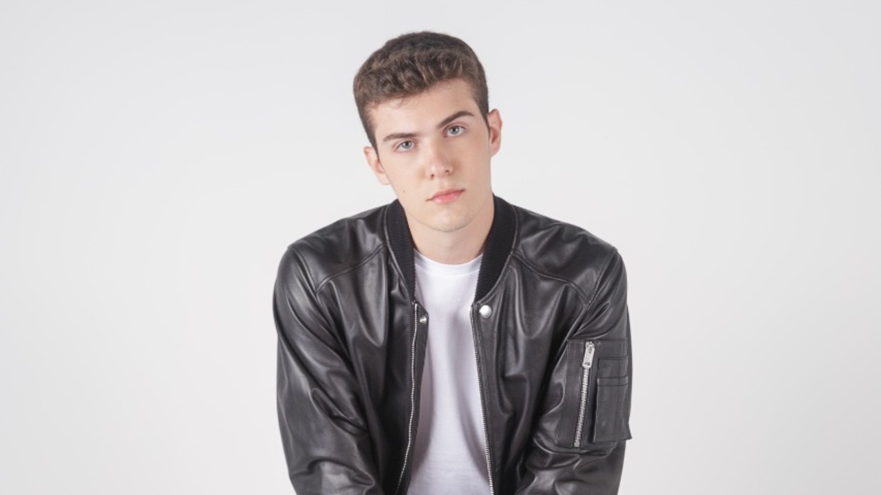 Caio Manhente, o Gabriel de Quanto Mais Vida Melhor, fala sobre reta final da novela e novo projeto