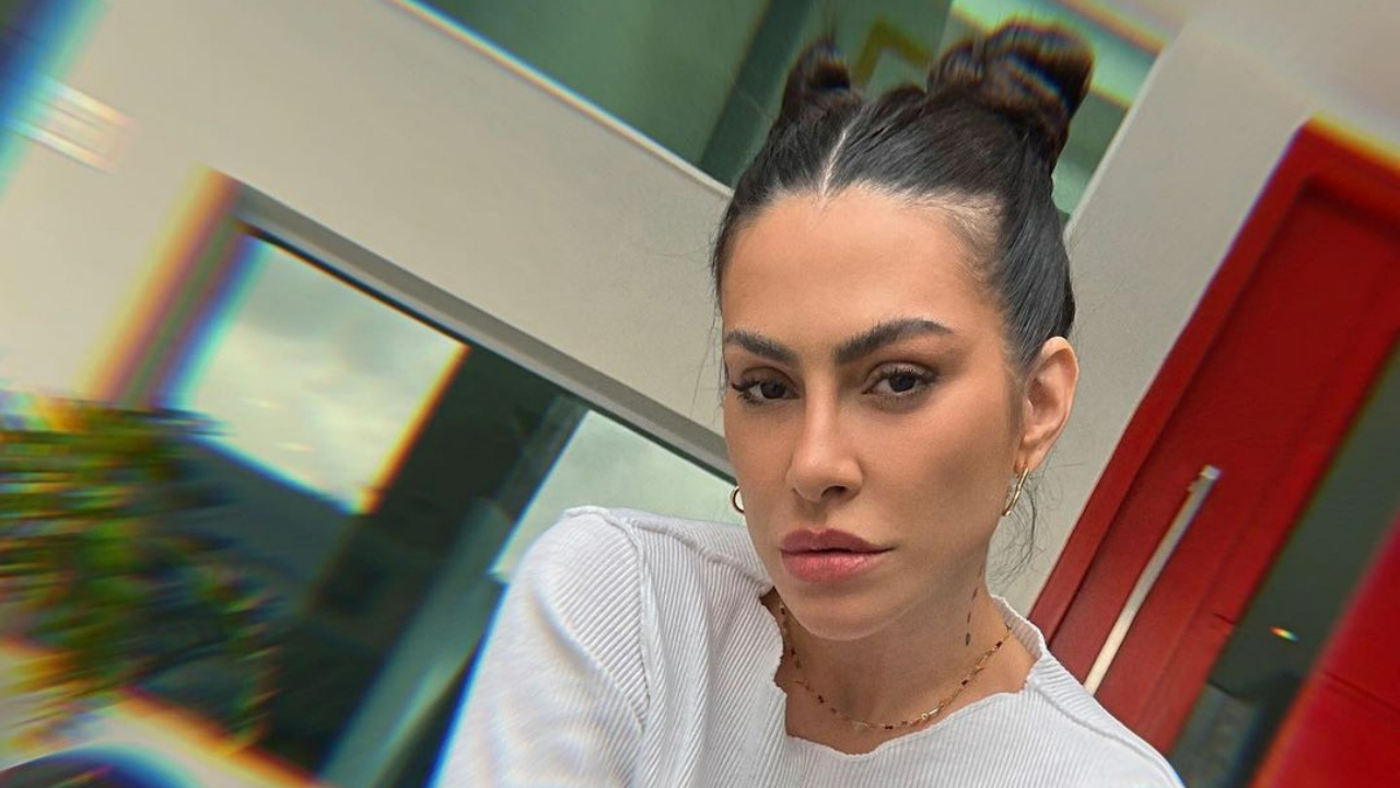 Cleo relembra momentos especiais que viveu durante o mês de maio