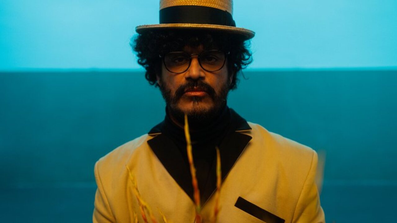Falando de fé e resiliência, Criolo lança novo álbum intiulado Sobre Viver