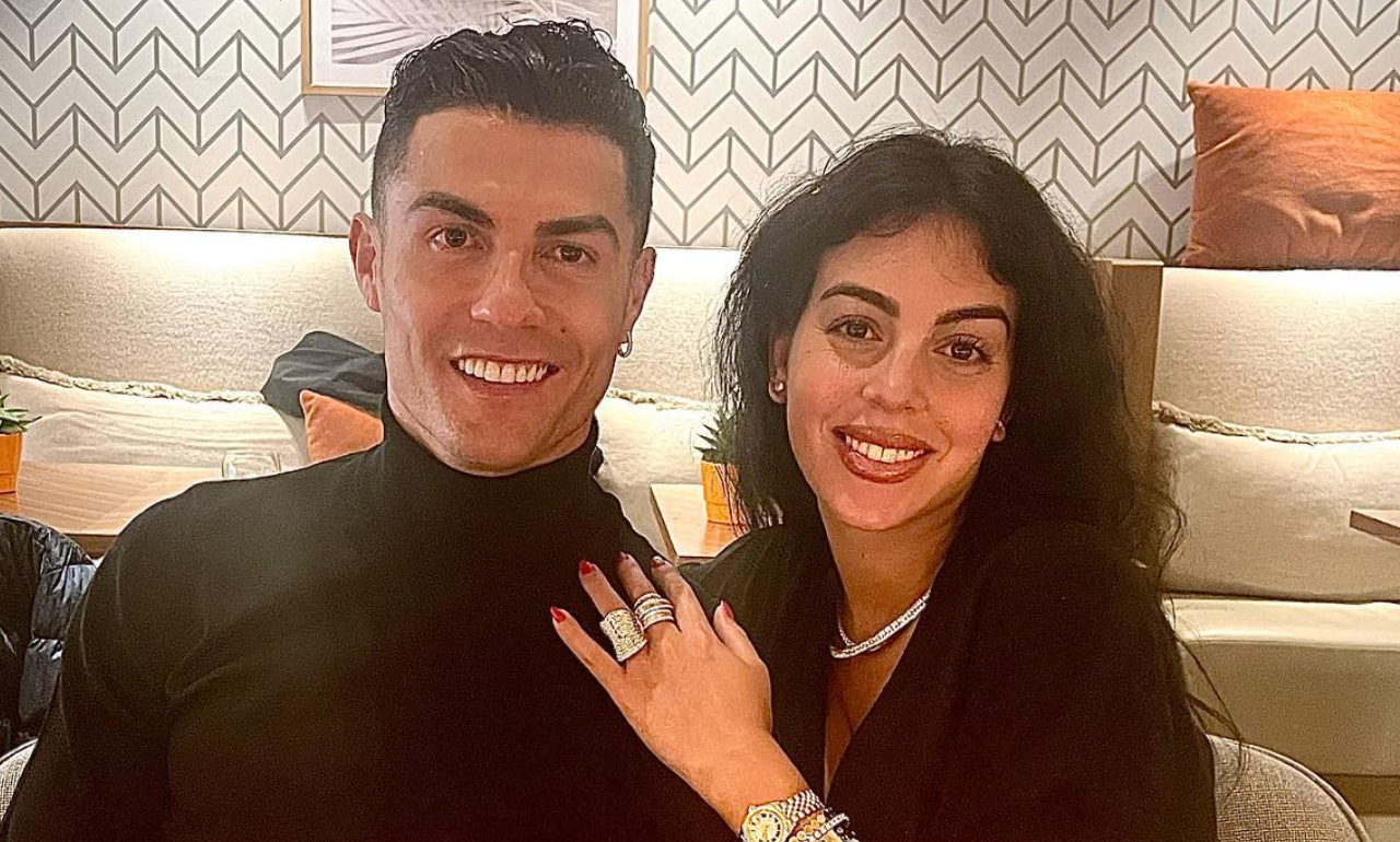 Cristiano Ronaldo compartilha clique romântico com a esposa, Georgina Rodríguez: ”Que casal”