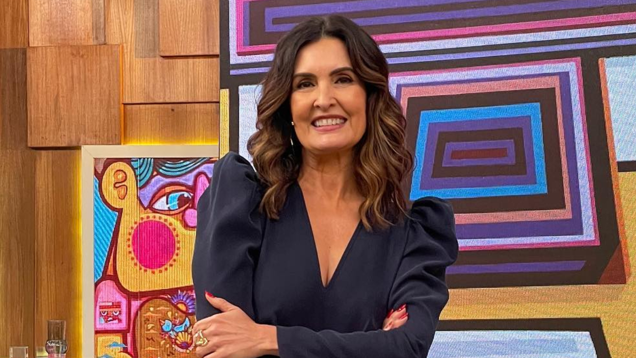 Fátima Bernardes surge dançando com Léo Santana e web aprova: ”Tirou onda”