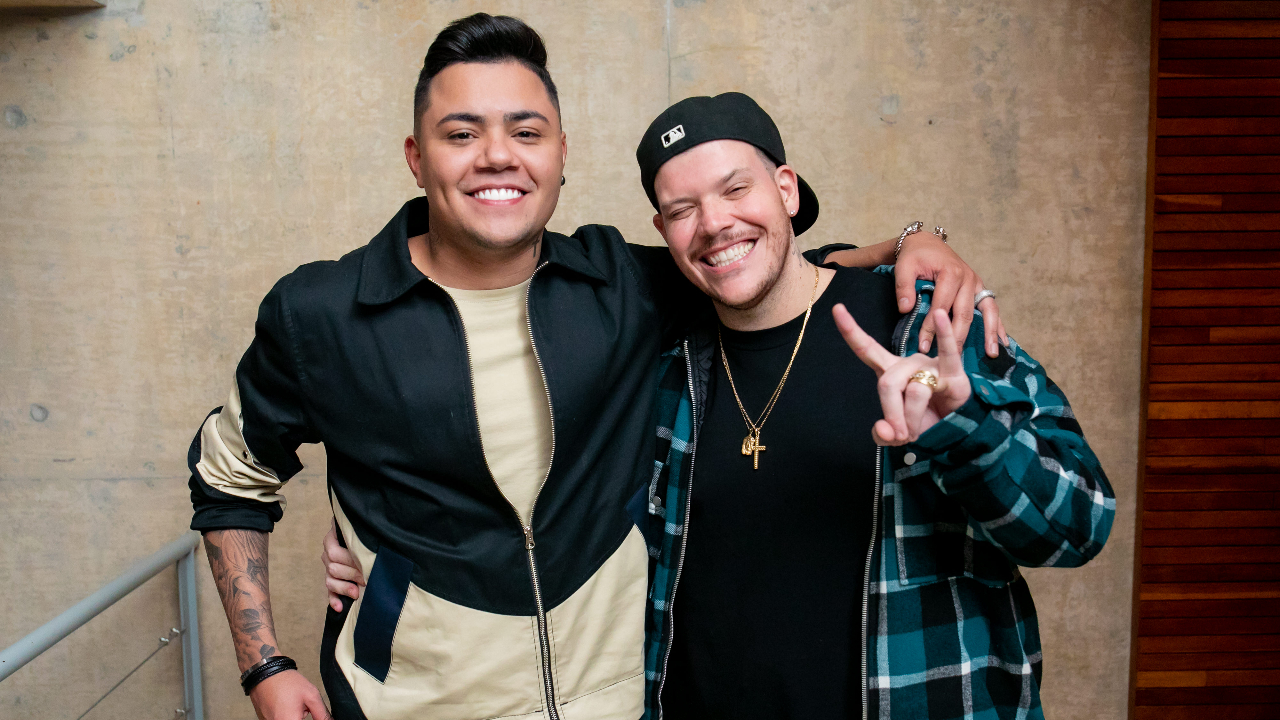 Felipe Araújo repete parceria de sucesso com Ferrugem em seu novo hit ‘Molde’