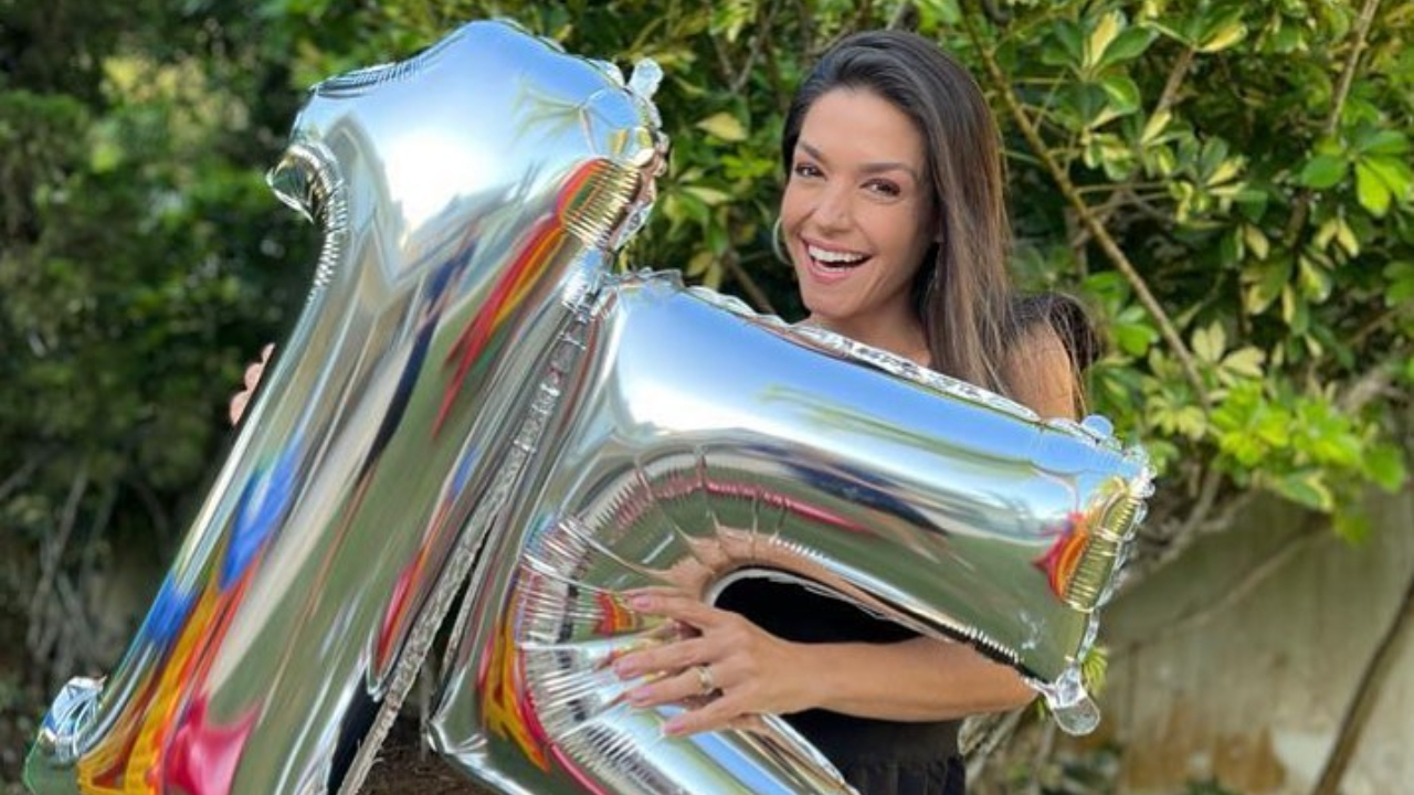 Thais Fersoza conquista 15 milhões de seguidores e lista 15 motivos para ser feliz