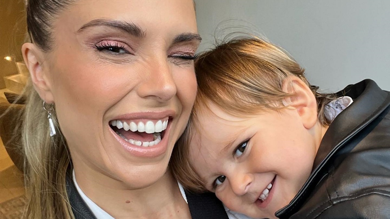 Flávia Viana passeia no zoológico com o filho, Gabriel: “Que experiência”