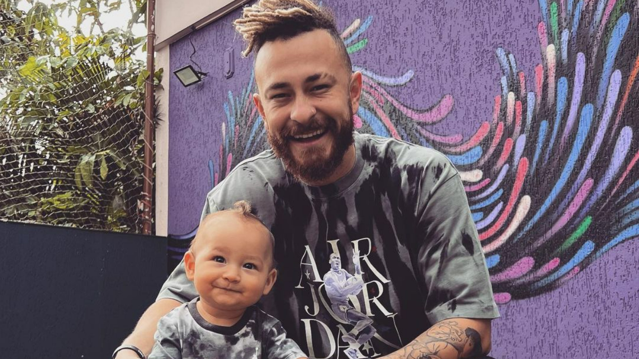 Fred faz vídeo fofo e engraçado com o filho, Cris e se derrete: ”Popói num guenta essa carinha”