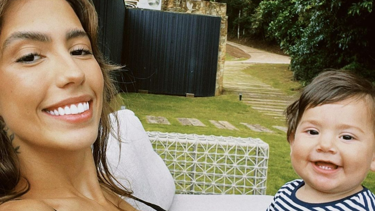 Gabi Brandt explode o fofurômetro ao publicar clique do filho, Henri, após o banho: ”Perfeito!”