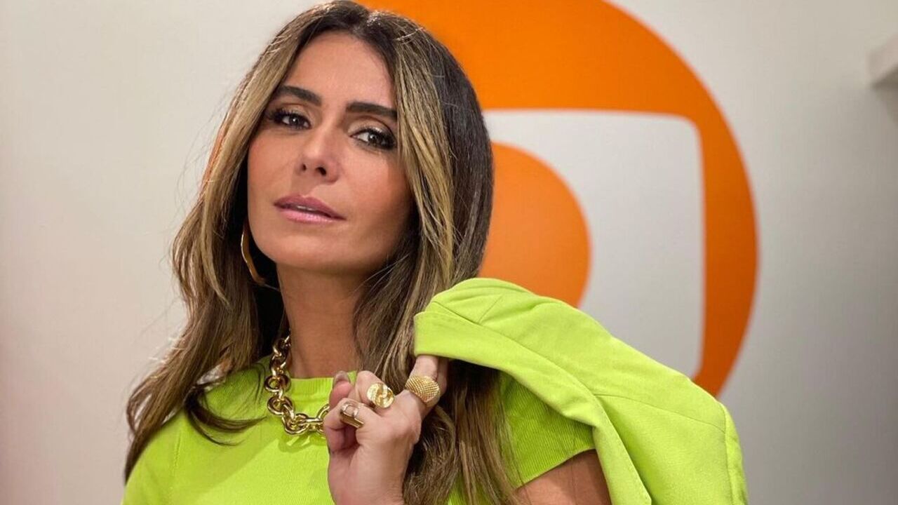 Na reta final da novela, Giovanna Antonelli recorda looks de sua personagem