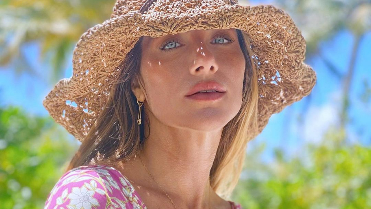 Giovanna Ewbank ostenta bumbum perfeito em clique de biquíni: ”Maravilhosa!”