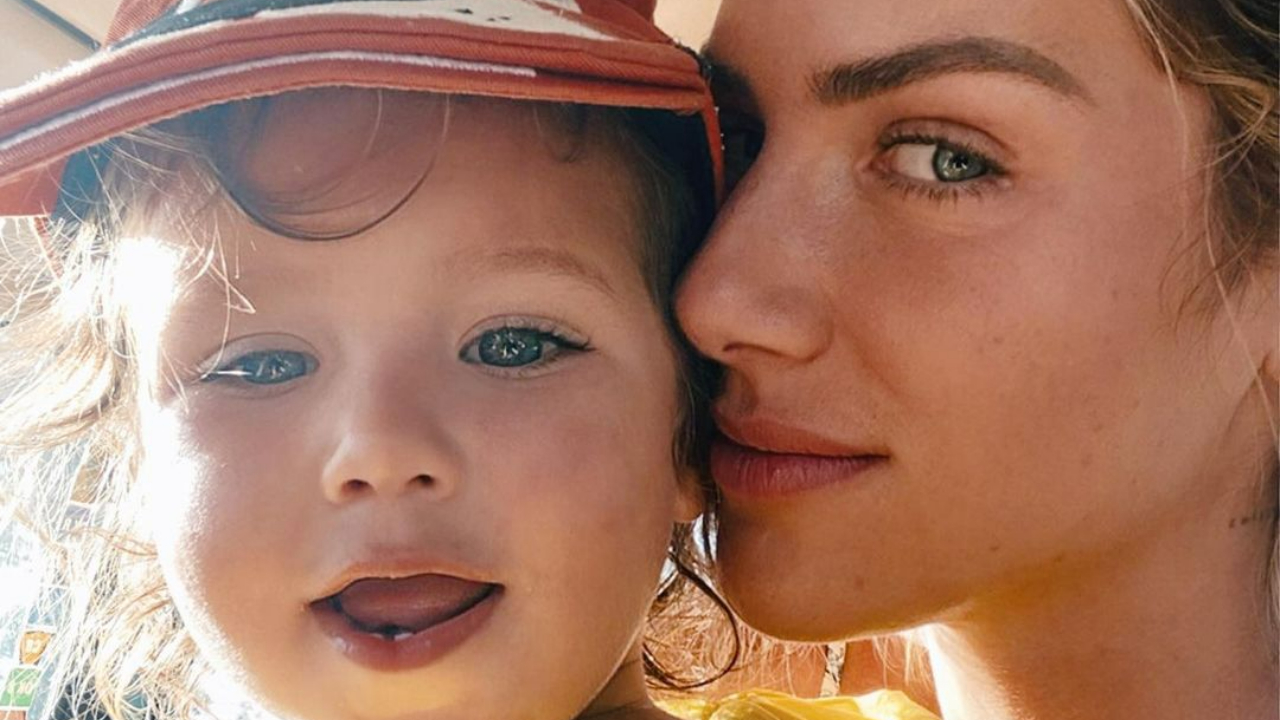 Giovanna Ewbank se encanta ao ver o filho, Zyan, cantando música infantil: ”Quem não se derrete?”