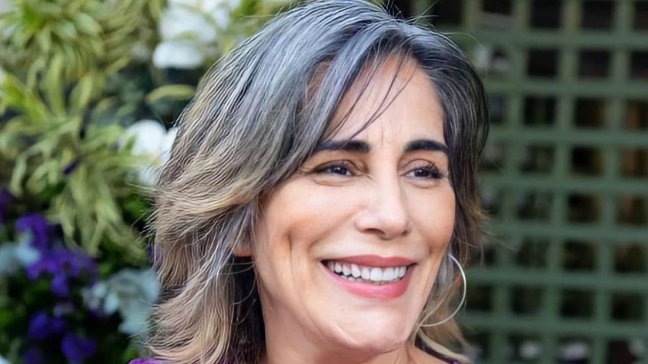 Gloria Pires celebra estreia de ‘Anjo Mau’ no Globoplay
