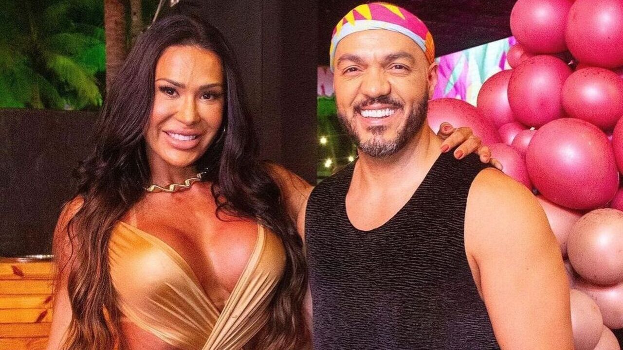 Gracyanne Barbosa faz fotos ‘tristes’ com Belo e se declara: ”Agora choro de felicidade”