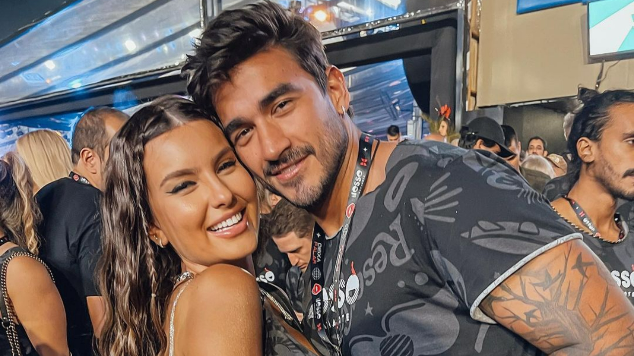 Gui Napolitano e Thais Braz surgem juntinhos curtindo camarote na Sapucaí: ”Nosso primeiro carnaval”