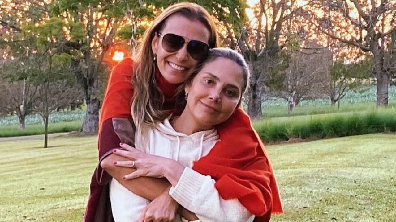 Heloisa Périssé presta bela homenagem no aniversário de Mônica Martelli: “Você mora no meu coração”