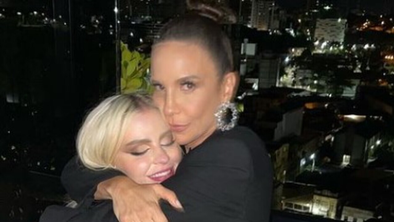 Ivete Sangalo se encontra com Luísa Sonza durante show em São Paulo