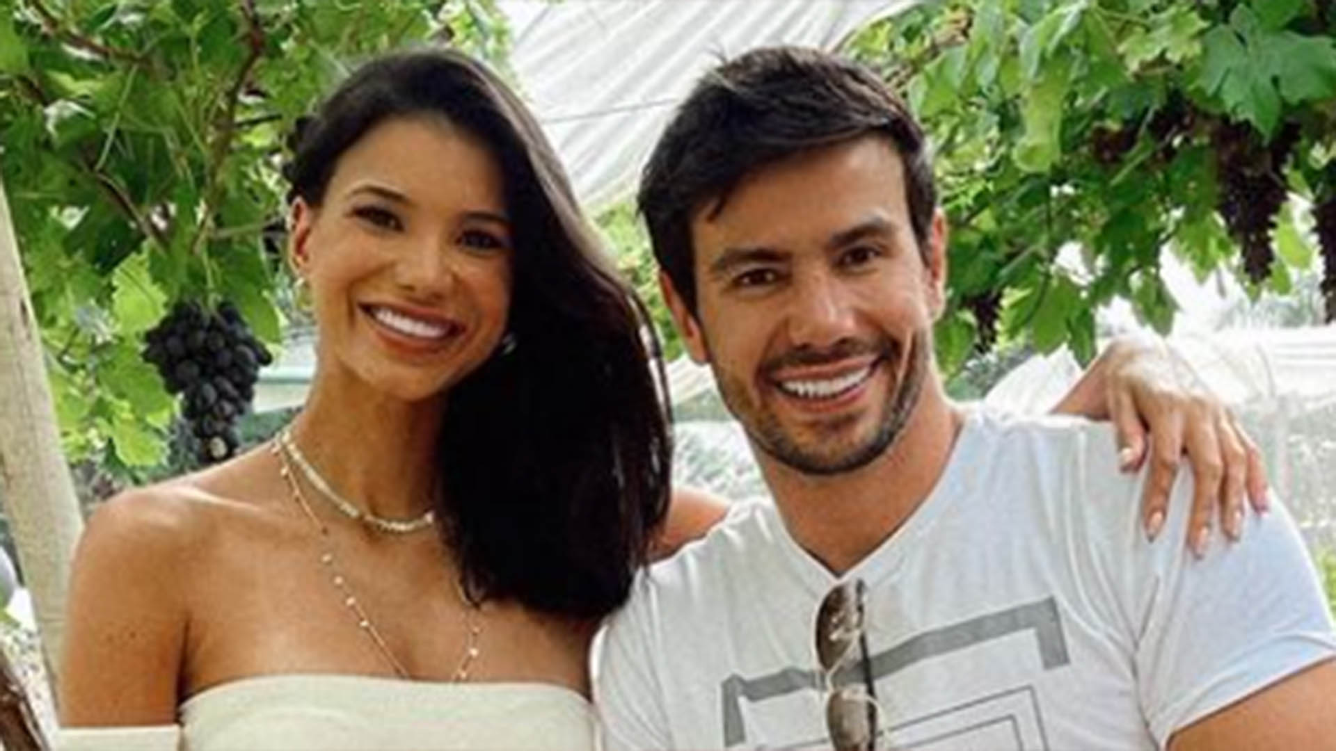 Mariano encanta com declaração de amor para Jakelyne