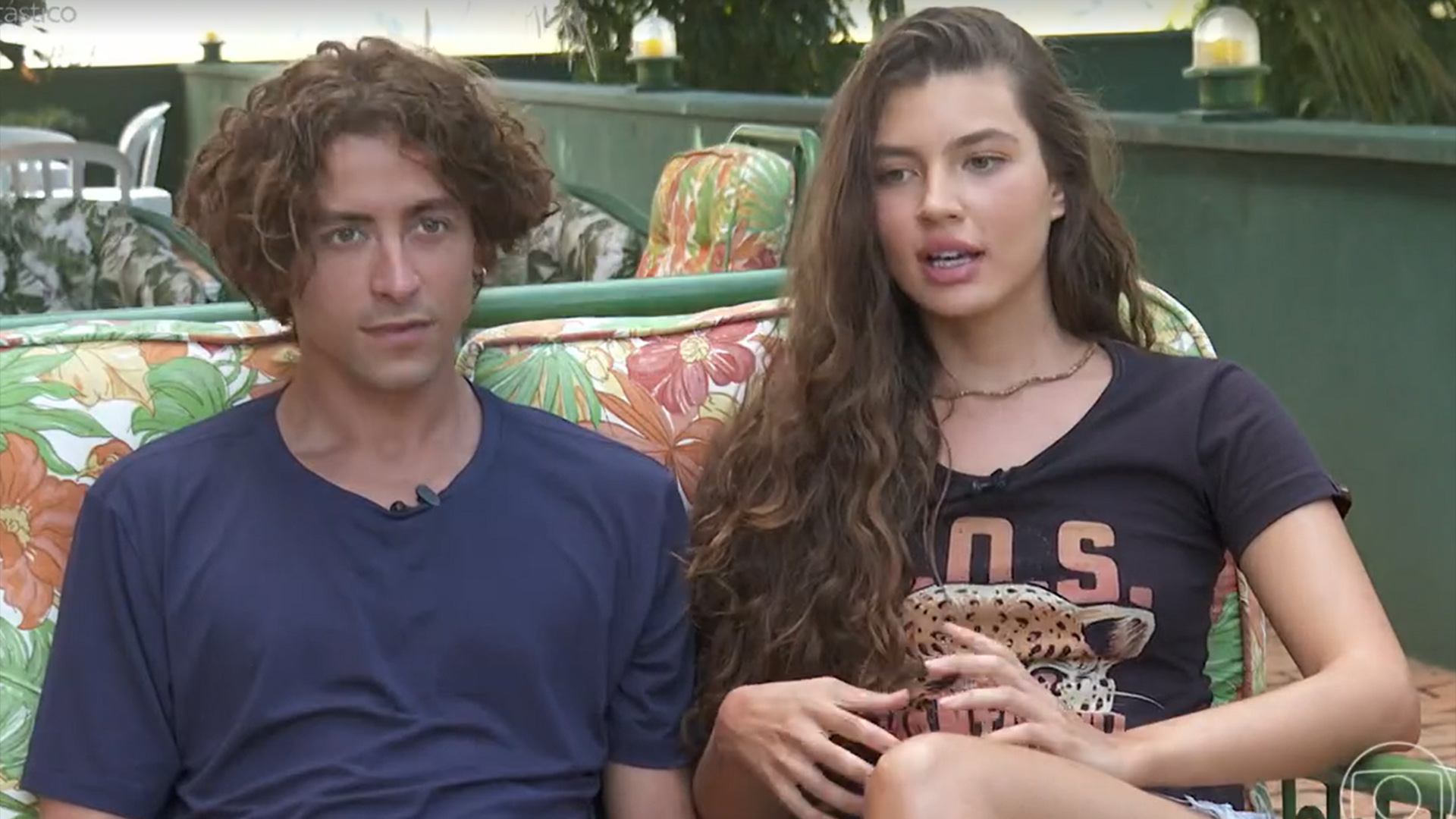 Jesuíta Barbosa e Alanis Guillen fazem suspense sobre rumores de romance na vida real