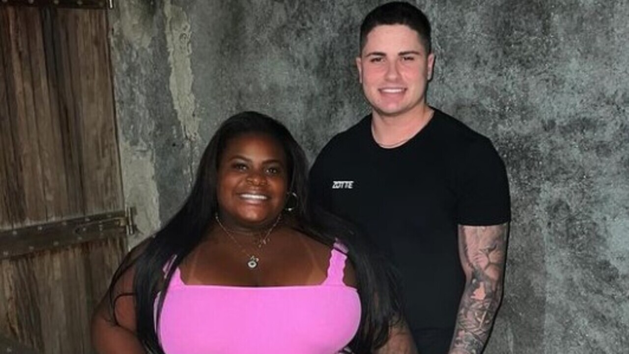 Marido de Jojo Todynho fala sobre ser bancado pela cantora: “Trabalho desde os 13”