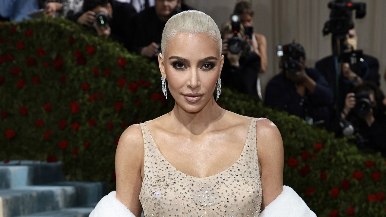 Novo episódio de The Kardashians mostra momento em que Kim Kardashian passou em prova de Direito