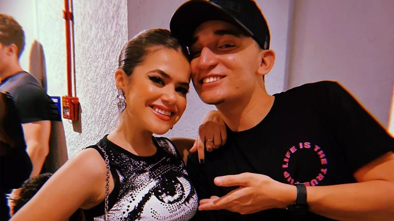 João Gomes usa camiseta com foto de Maisa e canta: “Tô precisando de dengo”