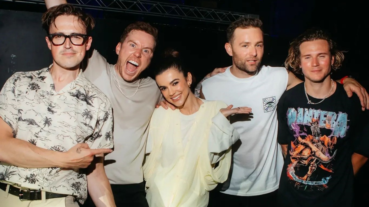 Manu Gavassi sobre cantar com McFly: “Convite absolutamente inesperado”