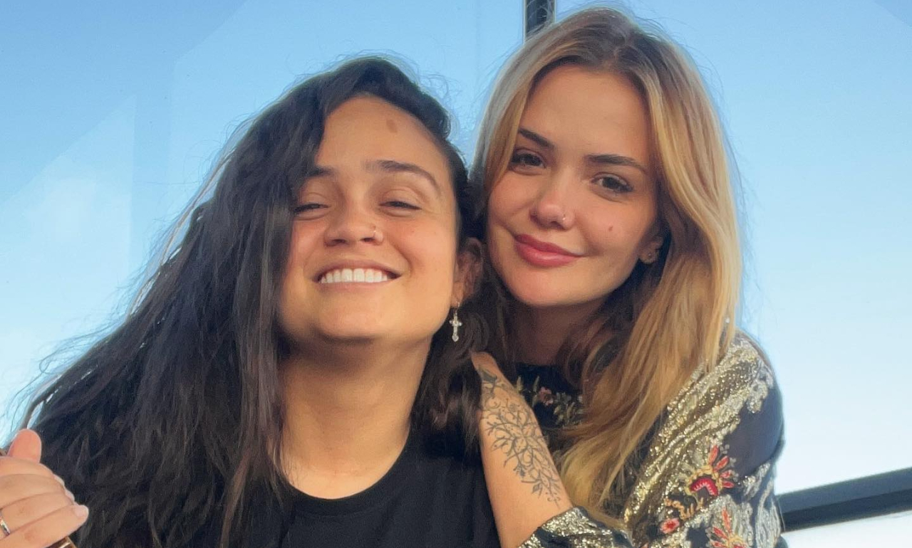 Marcela Mc Gowan e Luiza postam vídeo romântico ao som de Jão: ”Amamos muito”