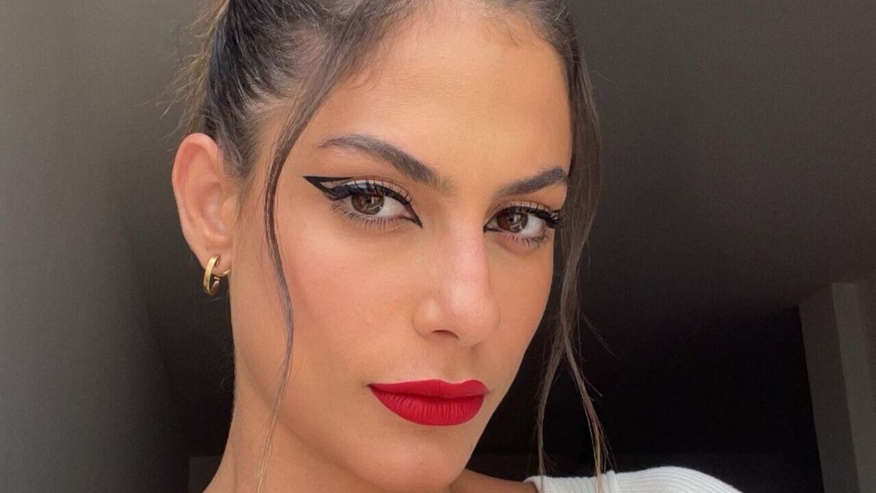 Mari Gonzalez radicaliza e muda a cor dos cabelos: ”Quem é essa loirona?”