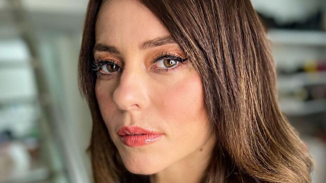Paolla Oliveira se produz para estreia da novela e impressiona: ”Deusa”