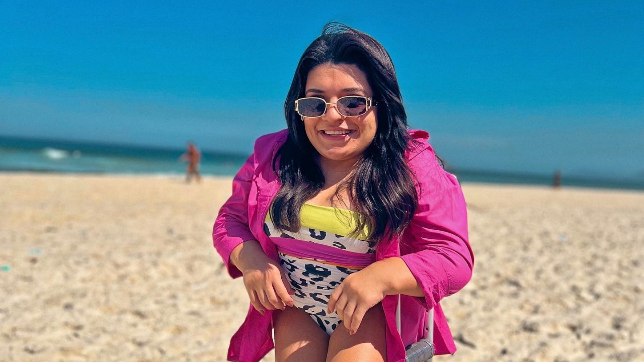 Pequena Lô se revolta com críticas: ”Pare de querer ser engraçado falando da minha deficiência”