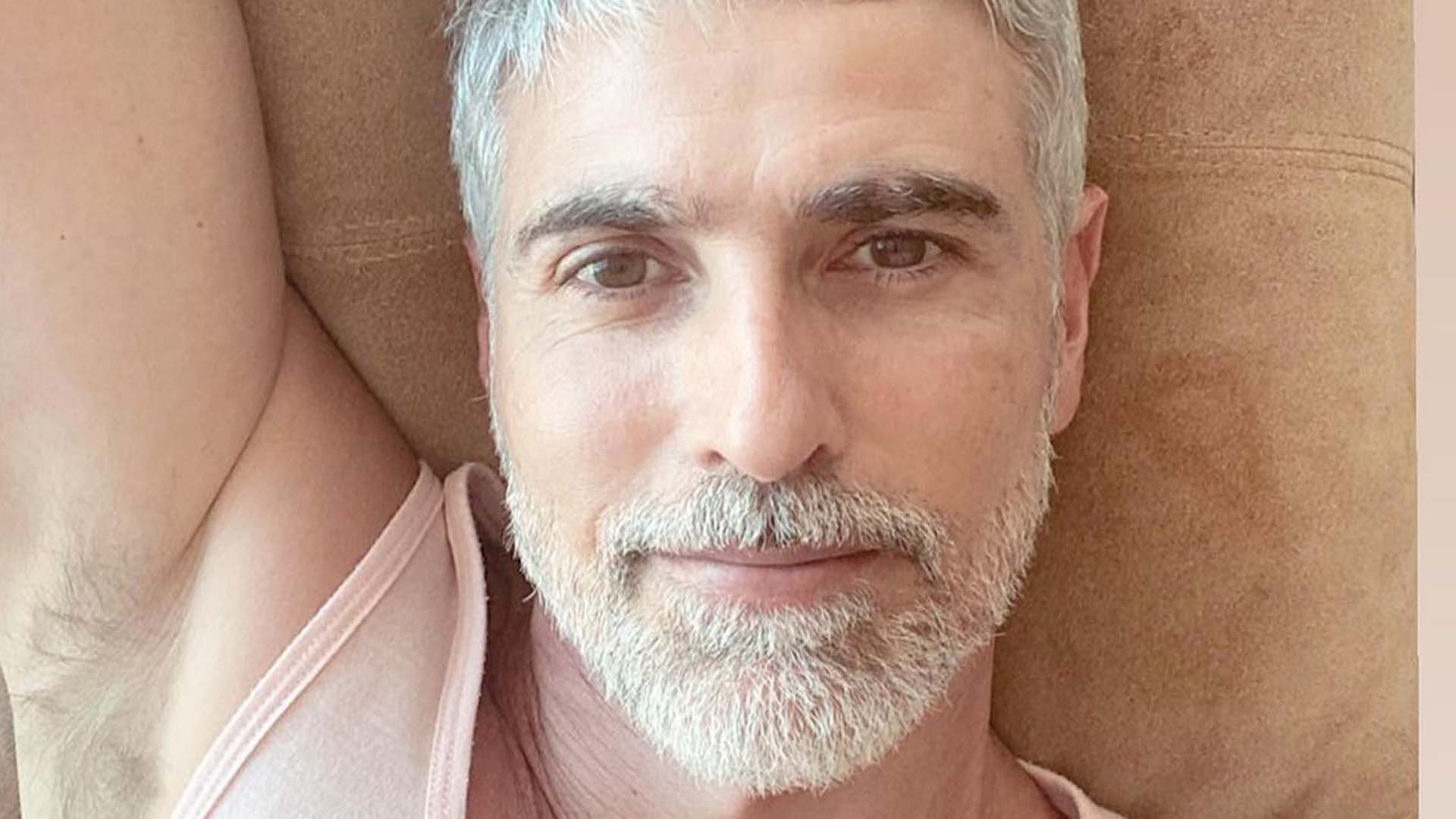 Reynaldo Gianecchini surge sem roupa ao relembrar ensaio fotográfico