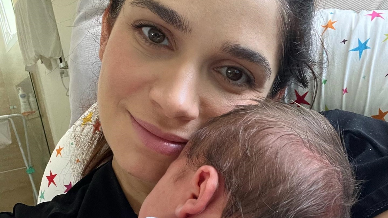 Com festa intimista, Sabrina Petraglia celebra primeiro mês do filho caçula, Léo