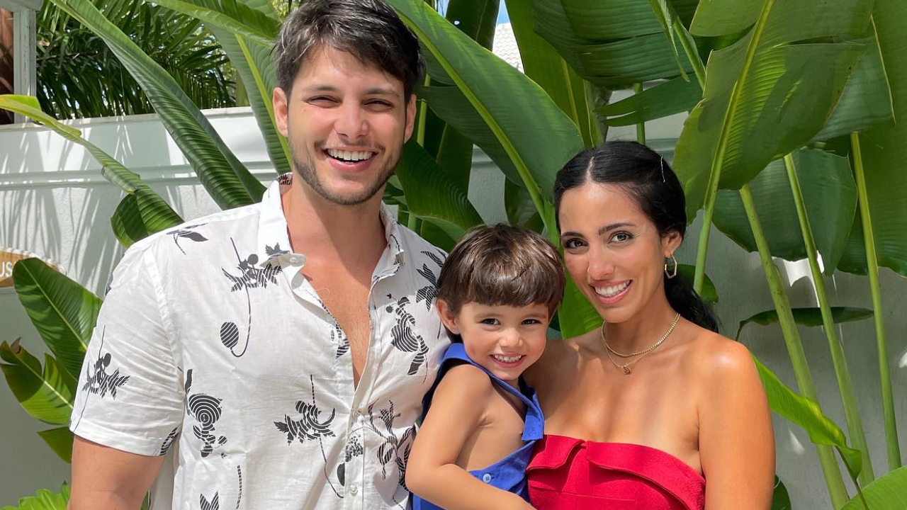 Jade Seba e a família surgem juntinhos em fotos perfeitas após casamento no RJ