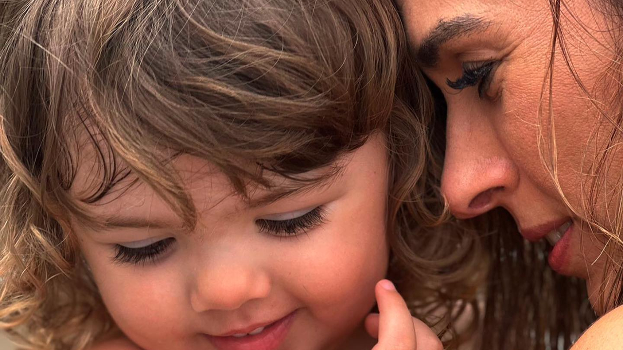 Tatá Werneck relembra momento especial ao lado de Clara Maria