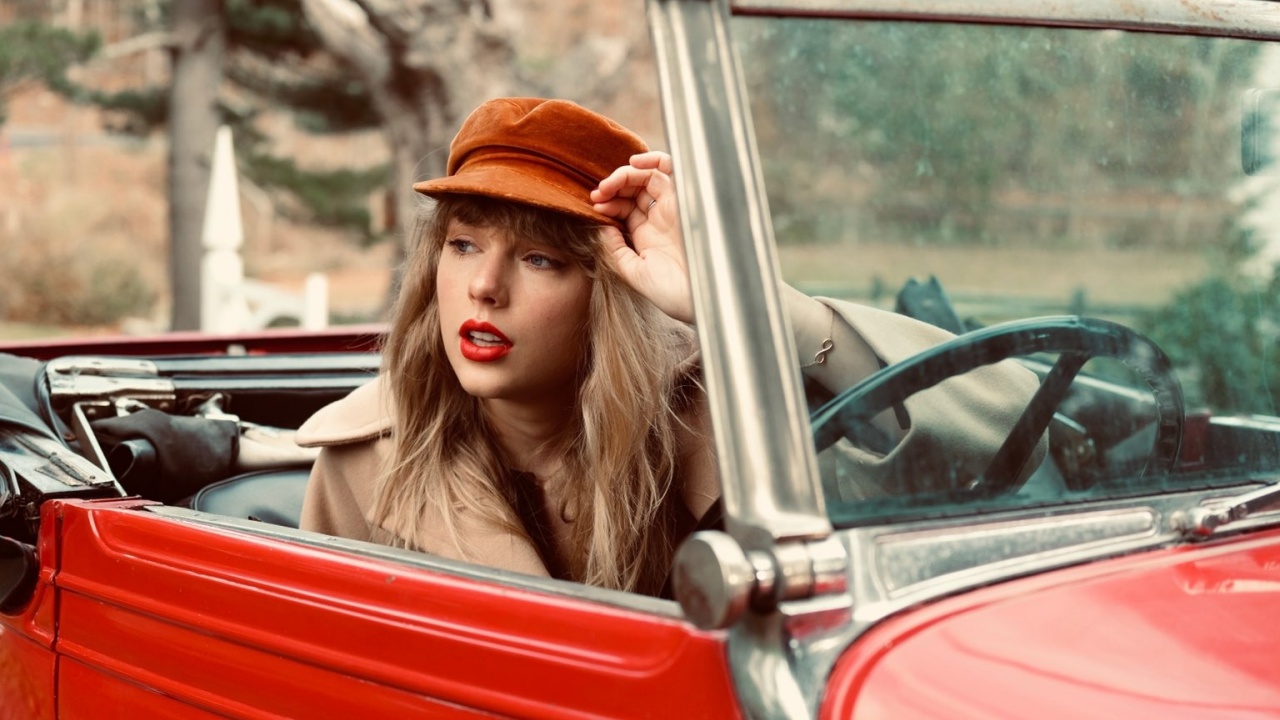 Taylor Swift conquista vitória histórica no Billboard Music Awards 2022