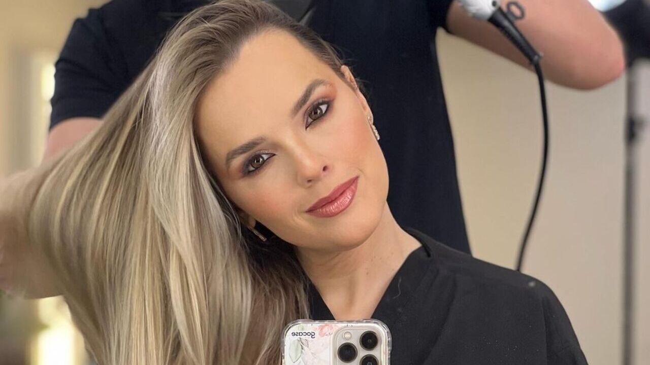 Filhas de Thaeme Mariôto dão show de beleza em fotos especiais: ”Que princesas”
