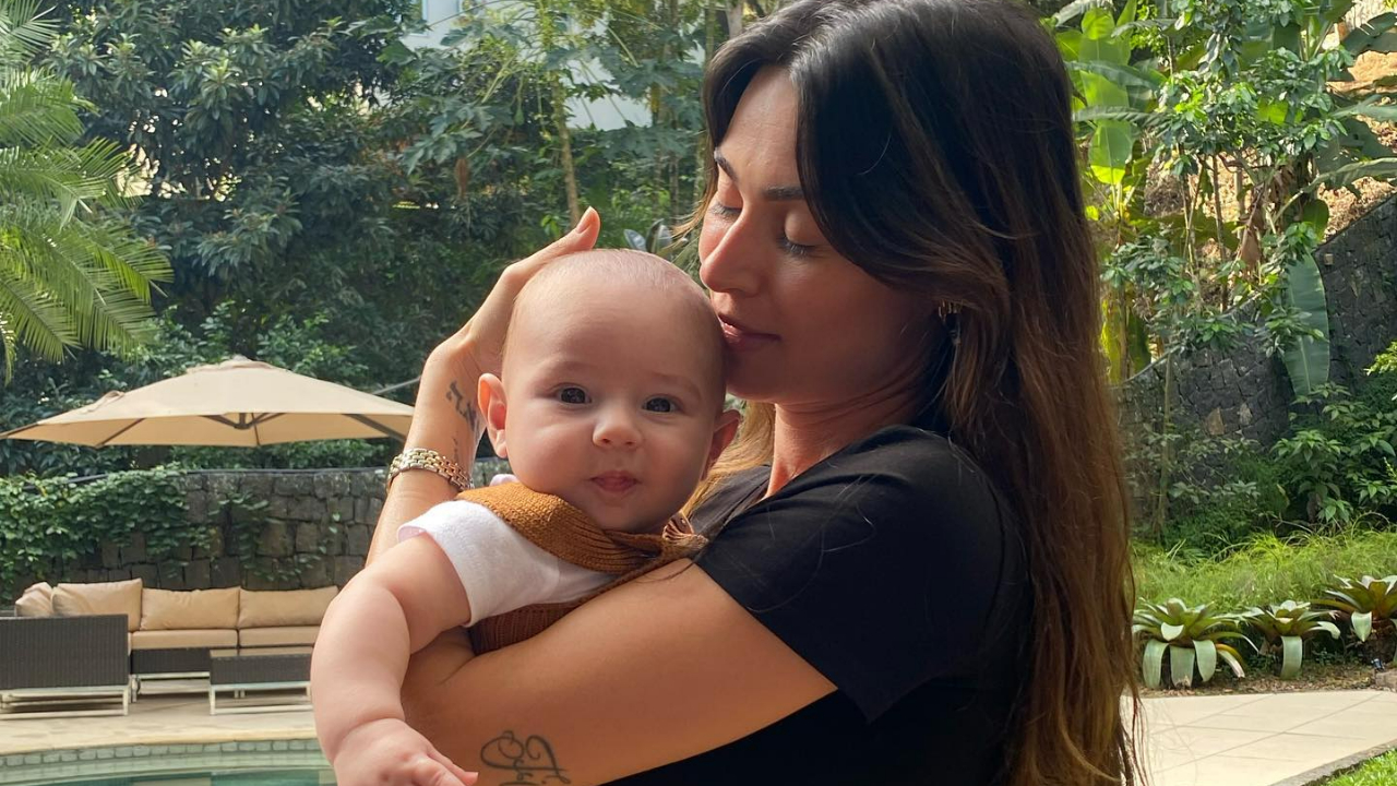 Thaila Ayala se derrete ao publicar vídeo encantador do filho, gargalhando: ”O momento mais delicioso vivido até aqui”