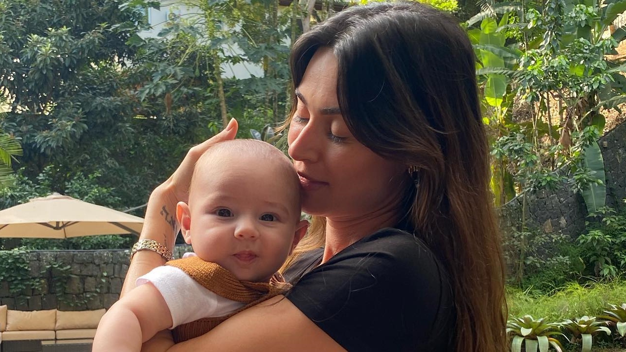 Thaila Ayala revela que tinha pavor de ser mãe: “Me tremia só de pensar”