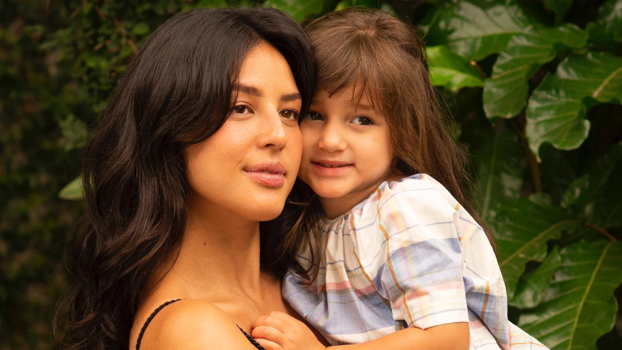 Yanna Lavigne se derrete ao publicar fotos de Madalena: ”Sou feliz e realizada em ser sua mãe”