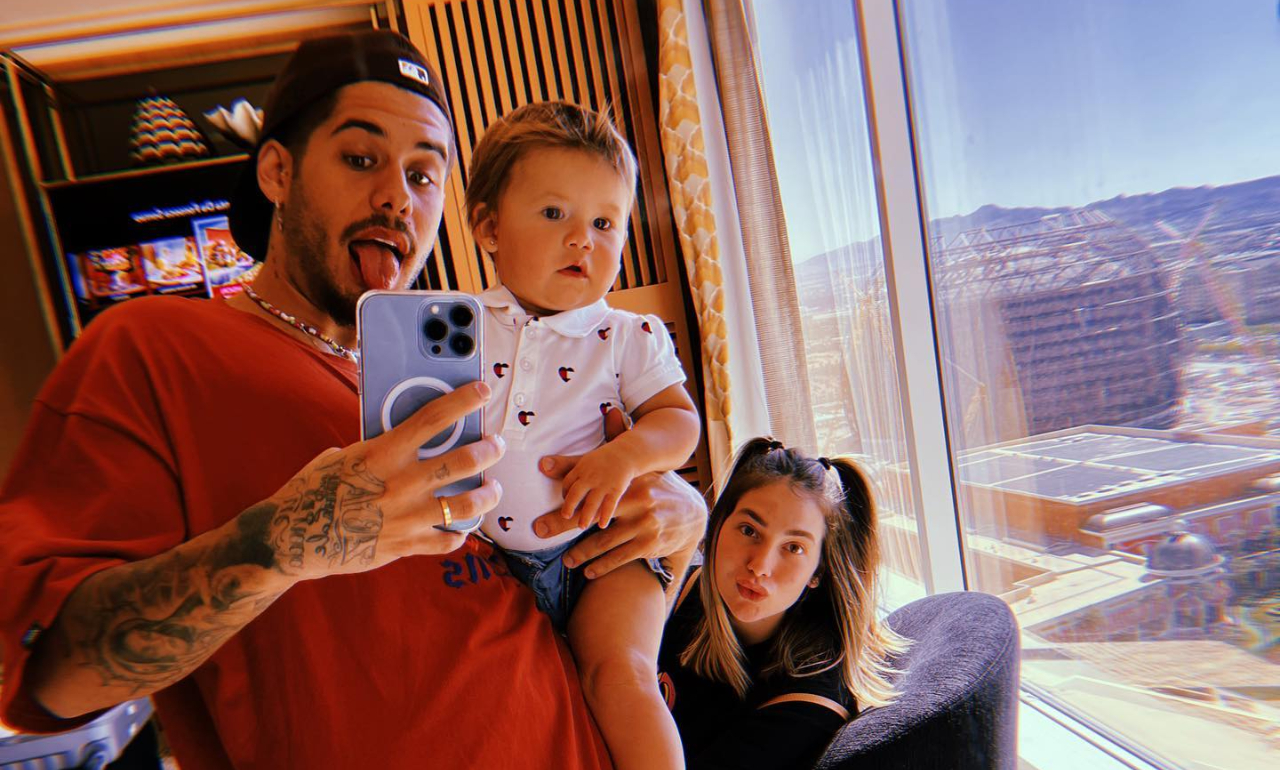 Zé Felipe divide fotos da família e encanta os seguidores: ”Como são lindos”