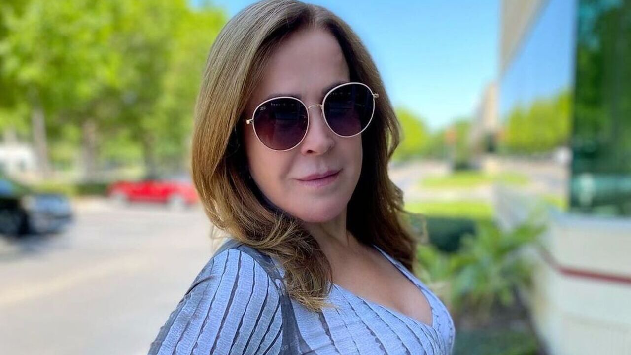 Nos EUA, Zilu Camargo surge plena fazendo caminhada em condomínio: ”Arrasou”